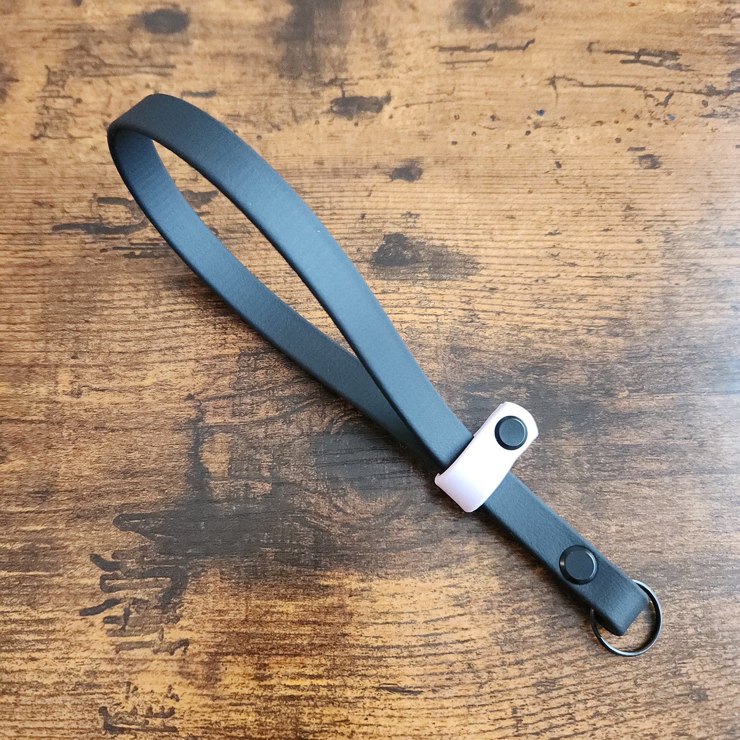 biothane wrist strap for e-collar remote