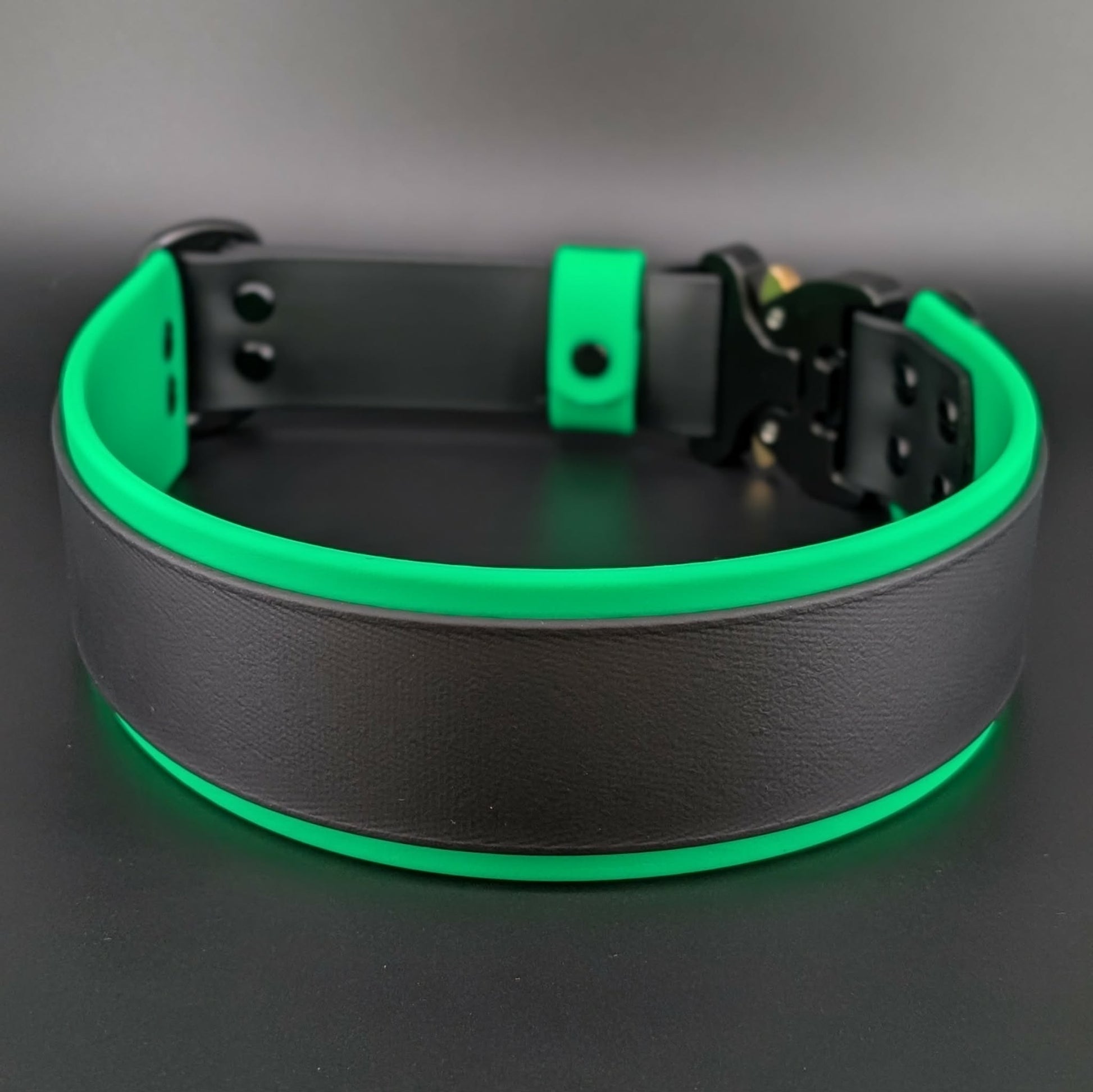 2 inch wide light green and black layered biothane dog collar with black heavy duty quick release cobra buckle