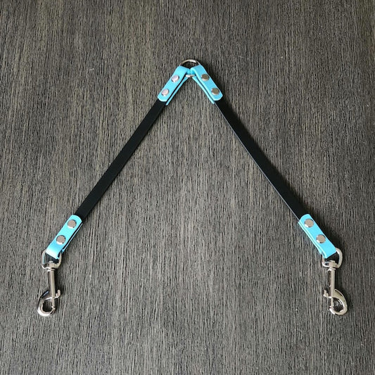 biothane leash coupler for walking two dogs