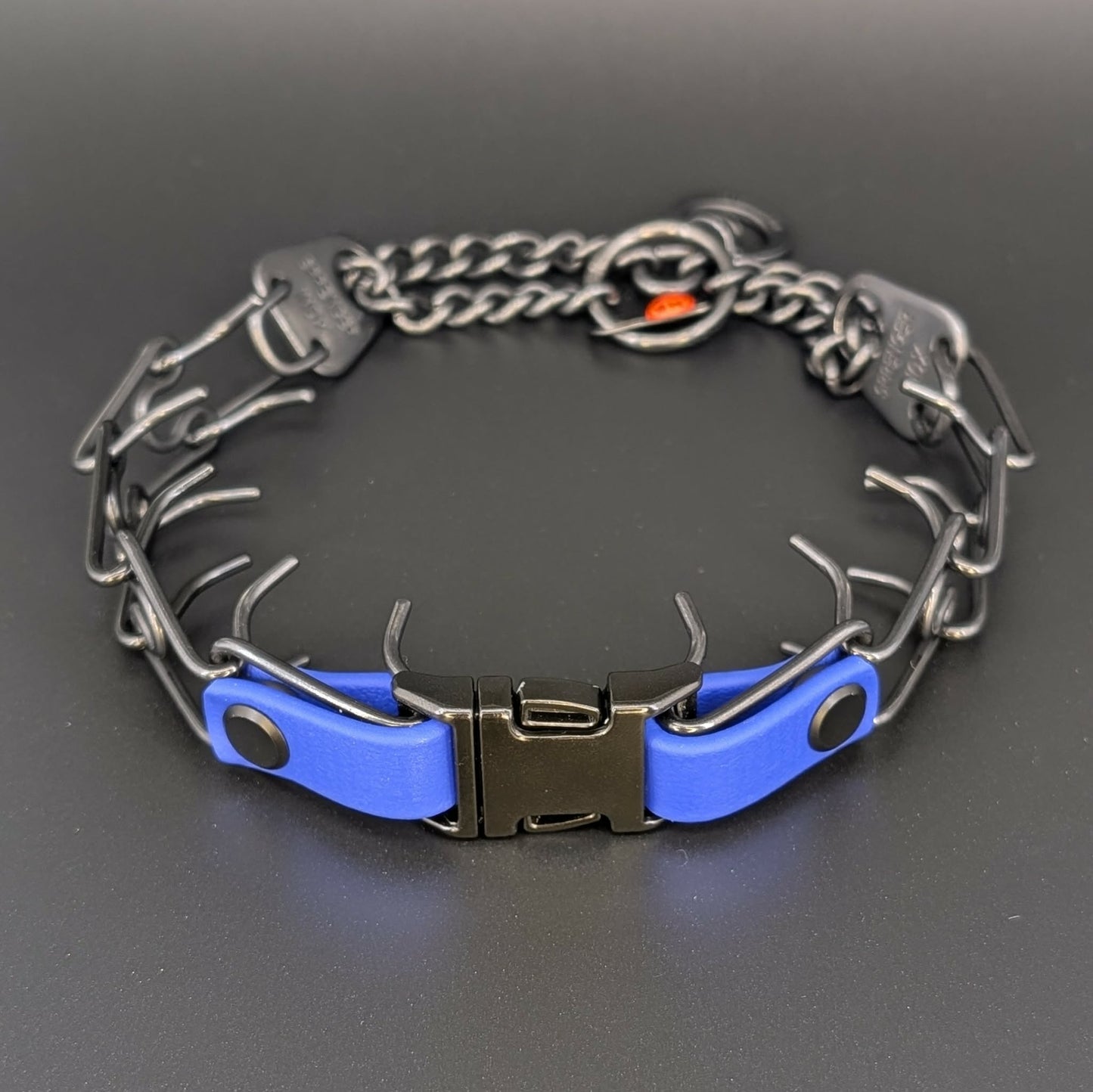 biothane quick release buckle attachment for prong collar displayed on herm sprenger