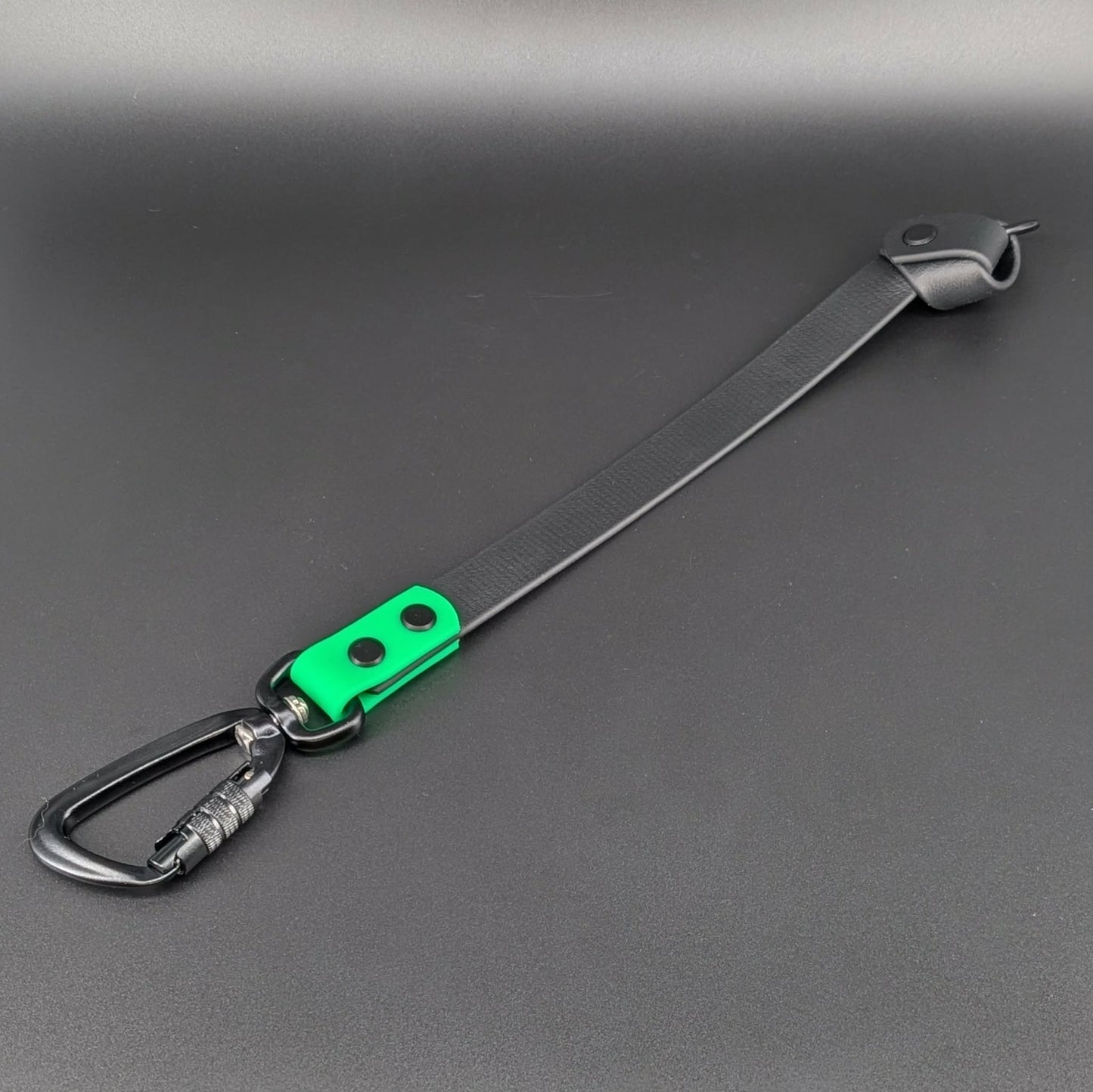black and light green biothane knotted traffic dog training tab with auto locking carabiner clip
