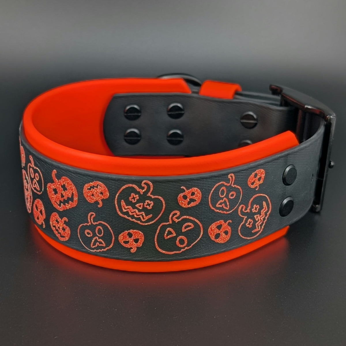 black and orange jack-o-lanterns dog collar