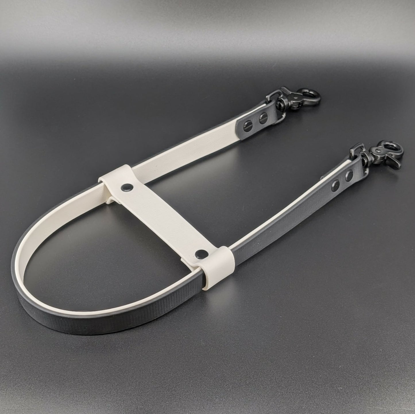 black and white double layer biothane pull strap for momentum pulling and counterbalance
