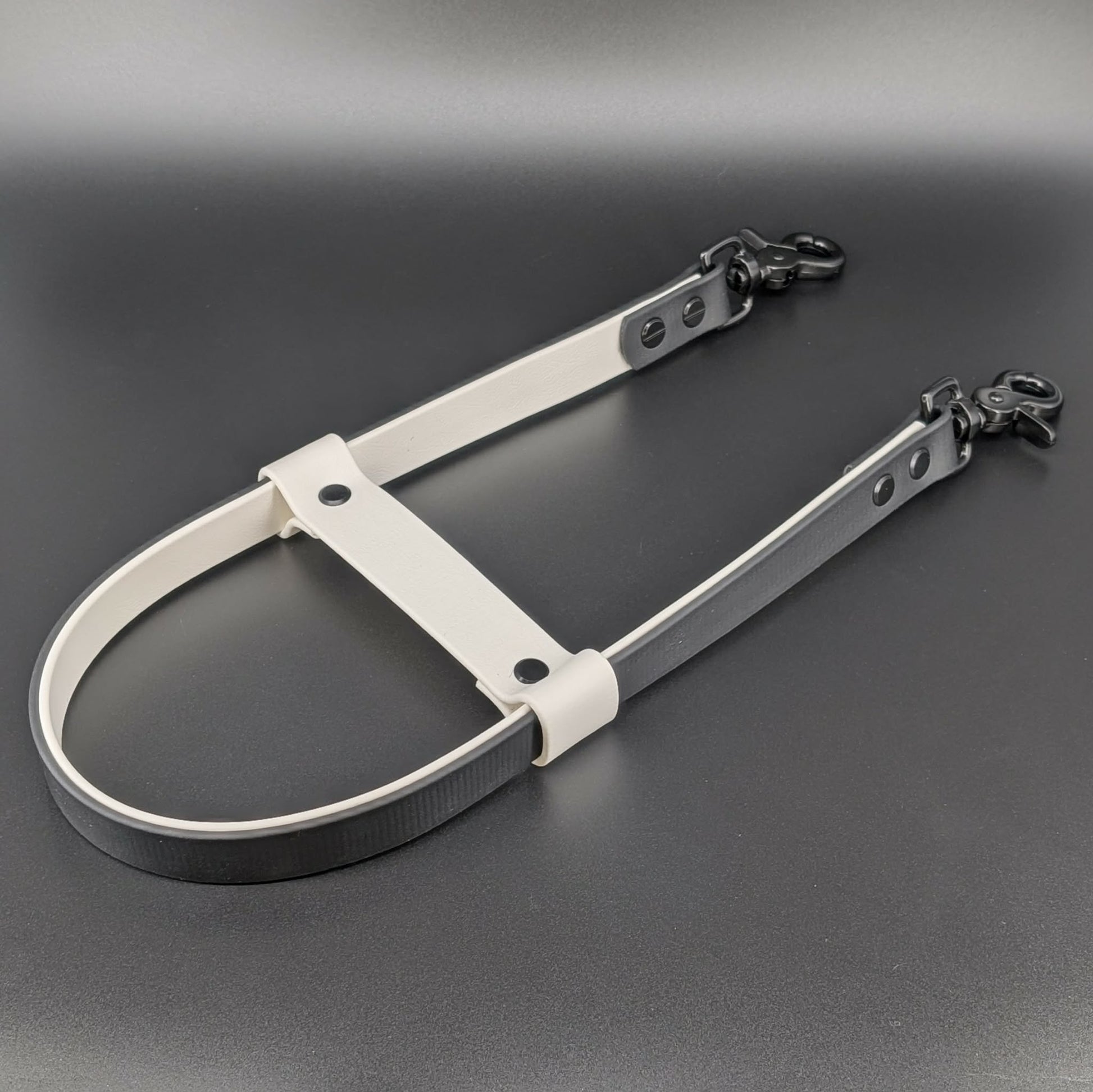 black and white double layer biothane pull strap for momentum pulling and counterbalance