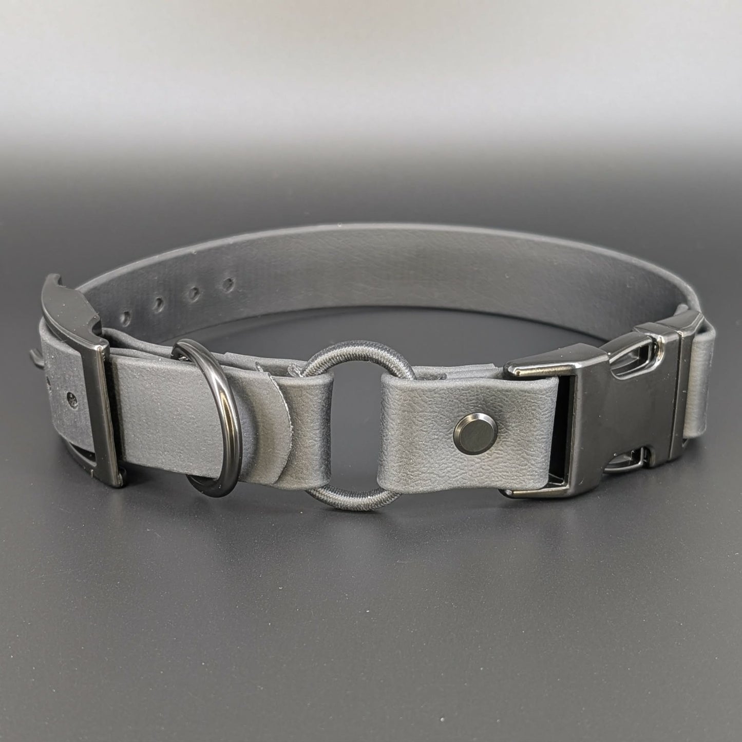 black biothane e-collar strap with bungee and quick release buckle