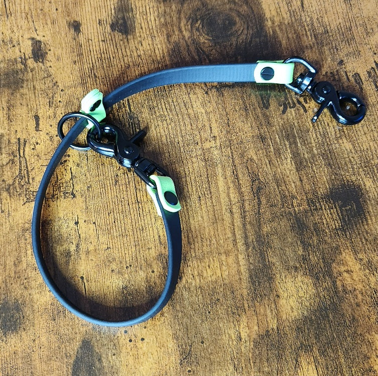 black and green biothane long line organizer