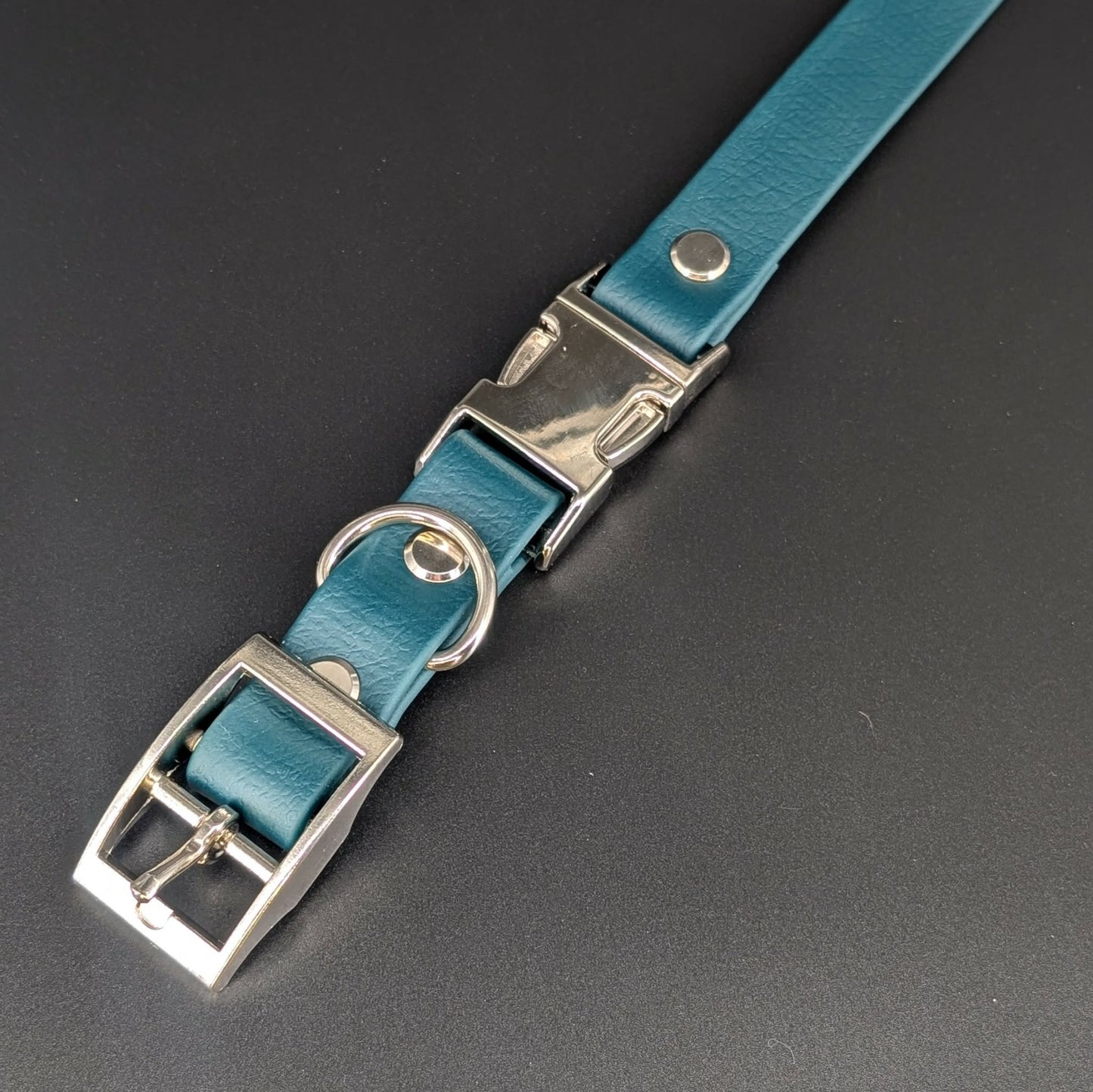 dark green biothane strap for e-collar with quick release buckle