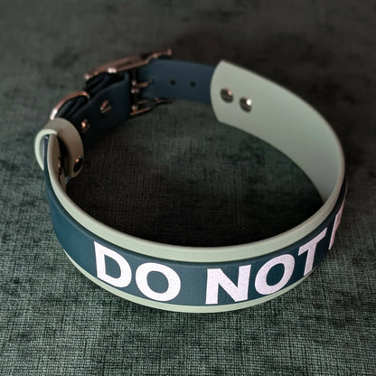 do not pet collar in layered green biothane