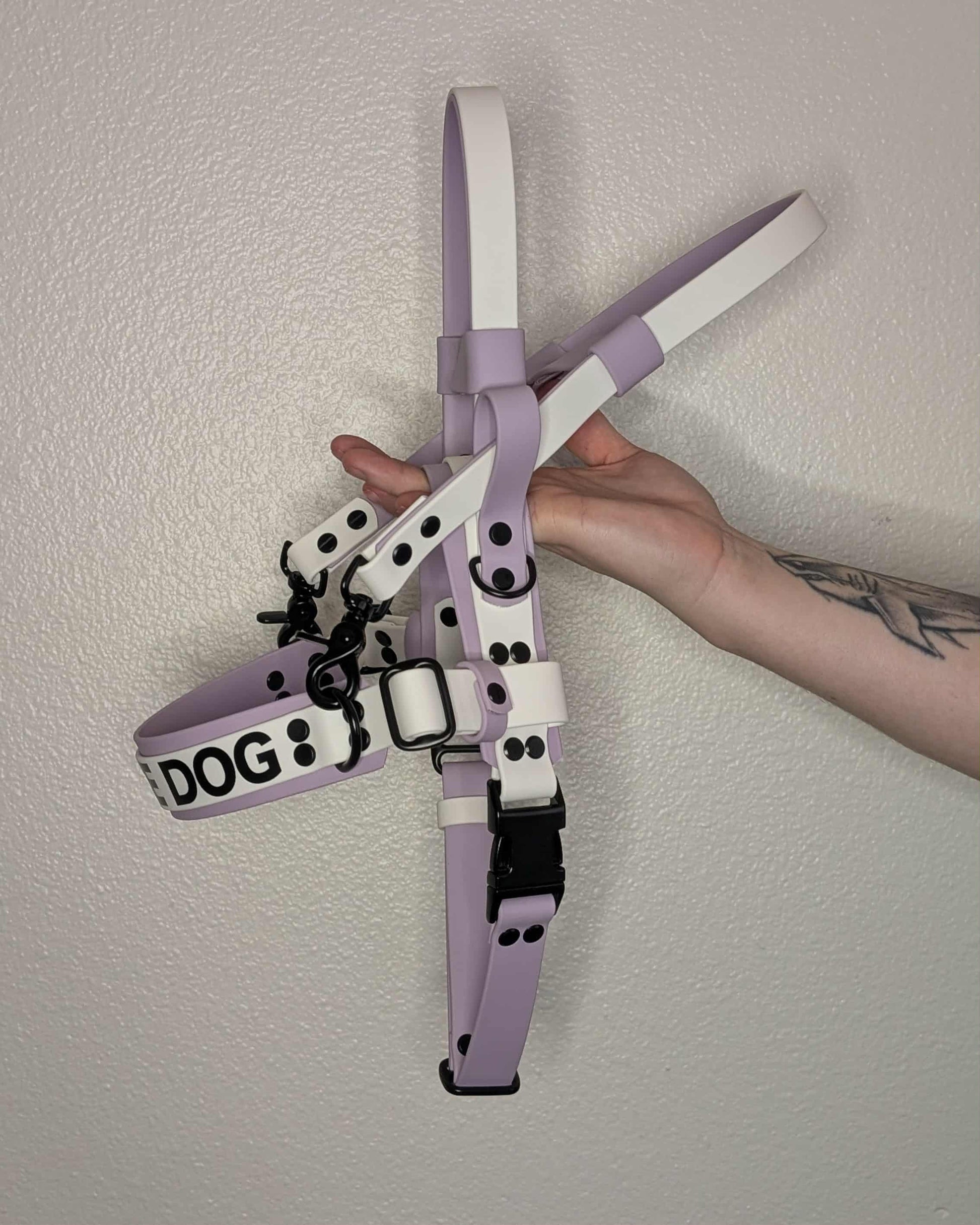 layered biothane straight front service dog harness with counterbalance handle and pull strap