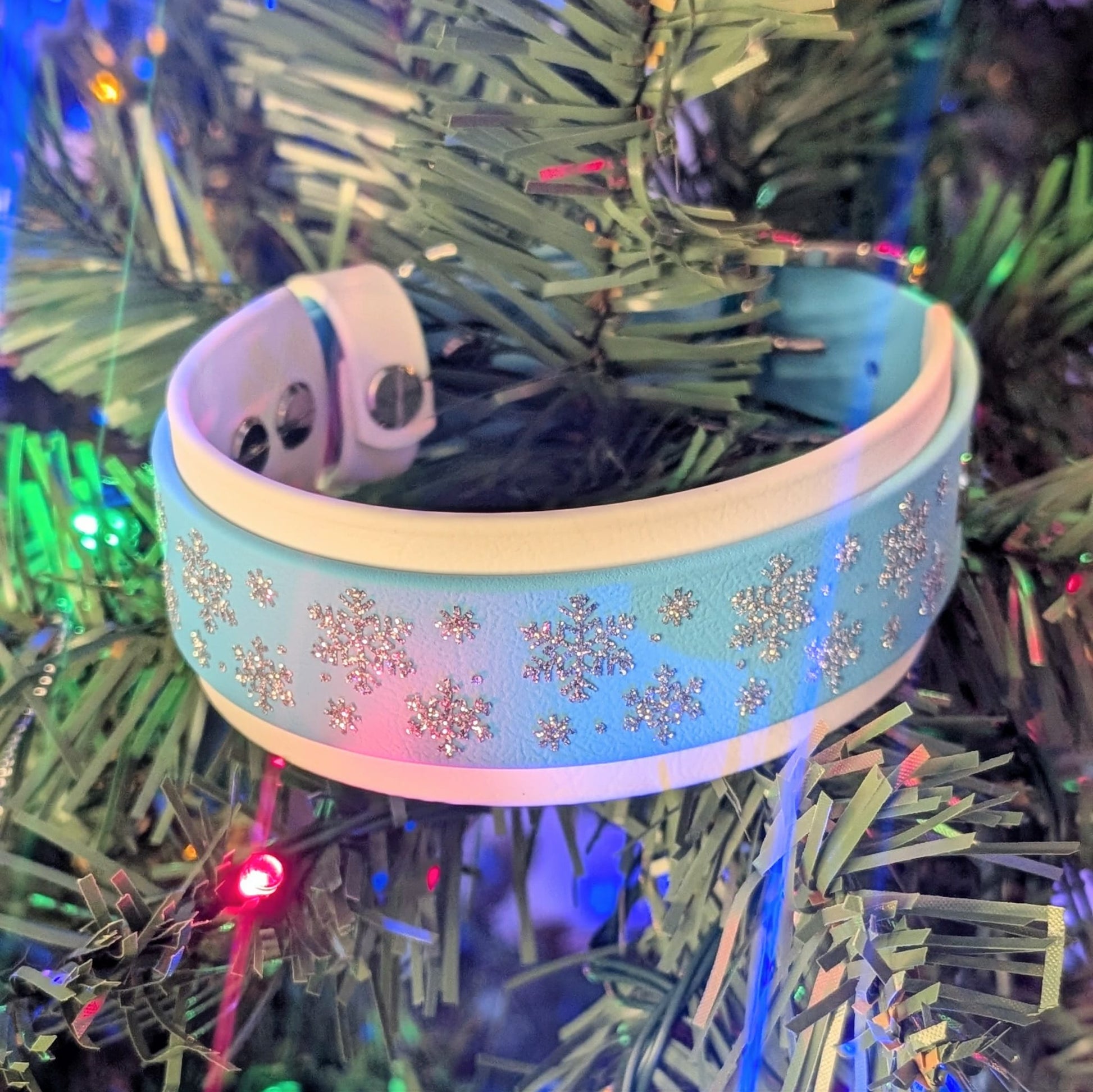 white and blue layered biothane dog collar for christams and winter with glitter snowflakes