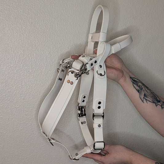 white biothane y-front service dog harness with counterbalance handle and pull strap